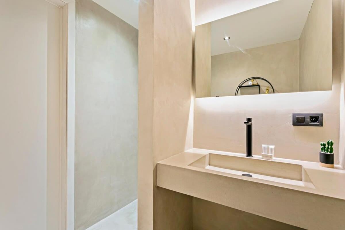Huswell - Unique Apartment In The City-Center Of Knokke Exterior foto